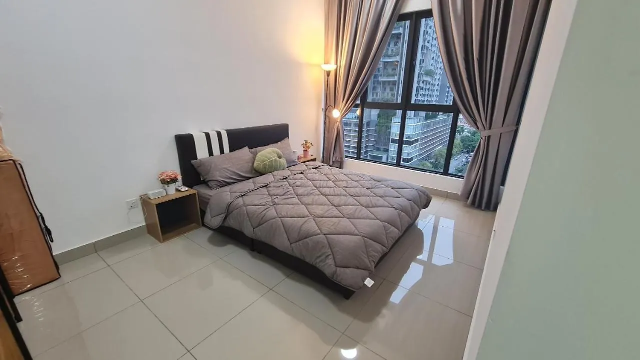 Luxury 5Star 2Room Resort Suite Mid Valley Sunway Kuala Lumpur By Stayz Suites