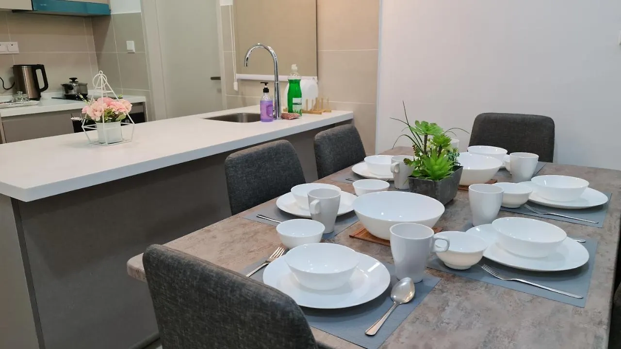 Luxury 5Star 2Room Resort Suite Mid Valley Sunway Kuala Lumpur By Stayz Suites 0*,  马来西亚